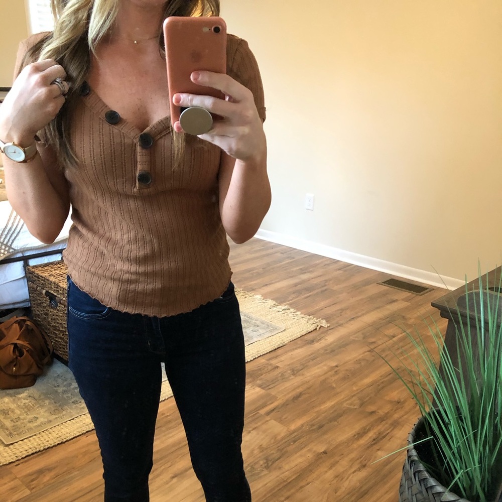 American eagle crop top
